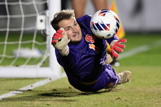 赛季中逐渐 赛季中逐渐