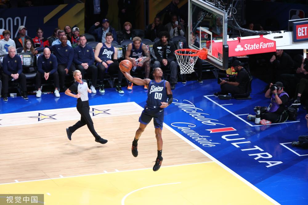 随着新秀们 随着新秀们